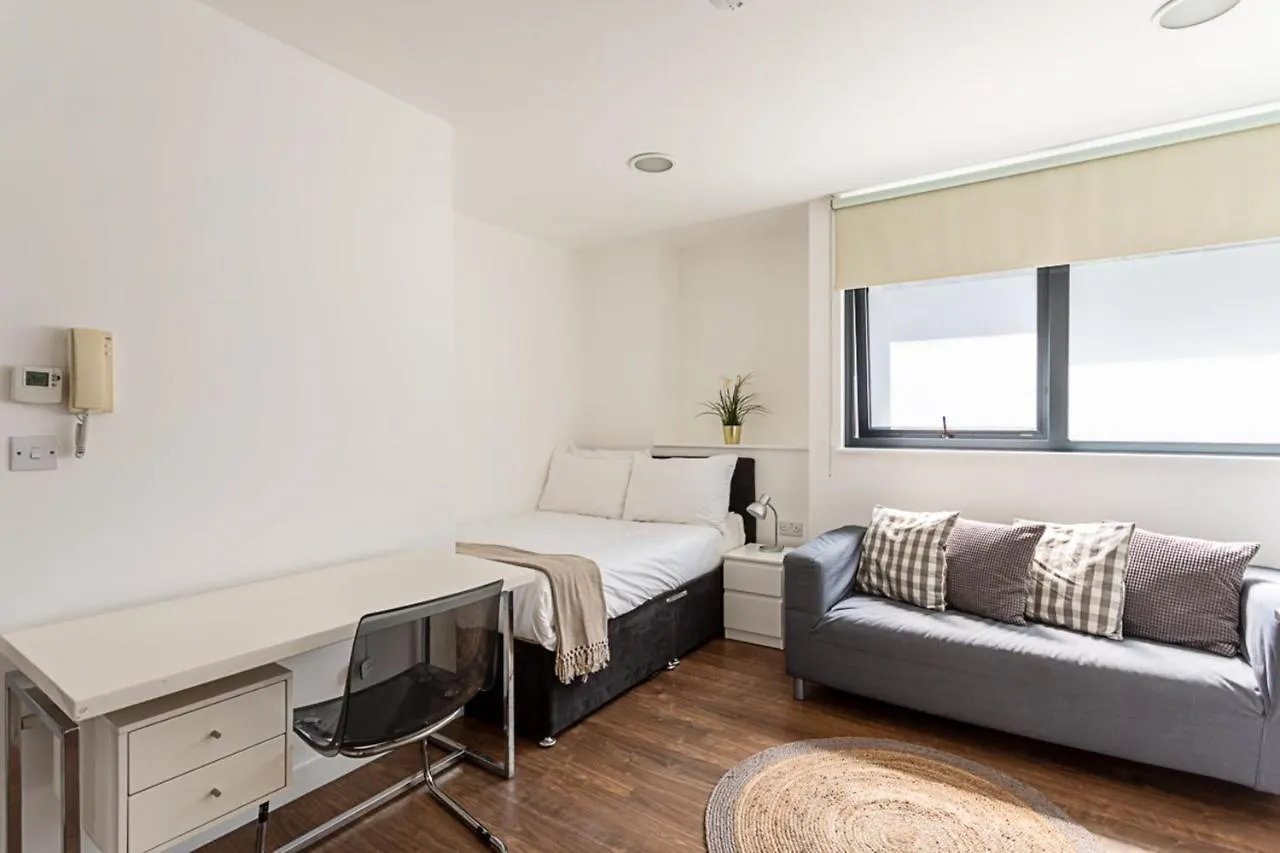 Chamber Street Apartment 1 London 0*,  United Kingdom